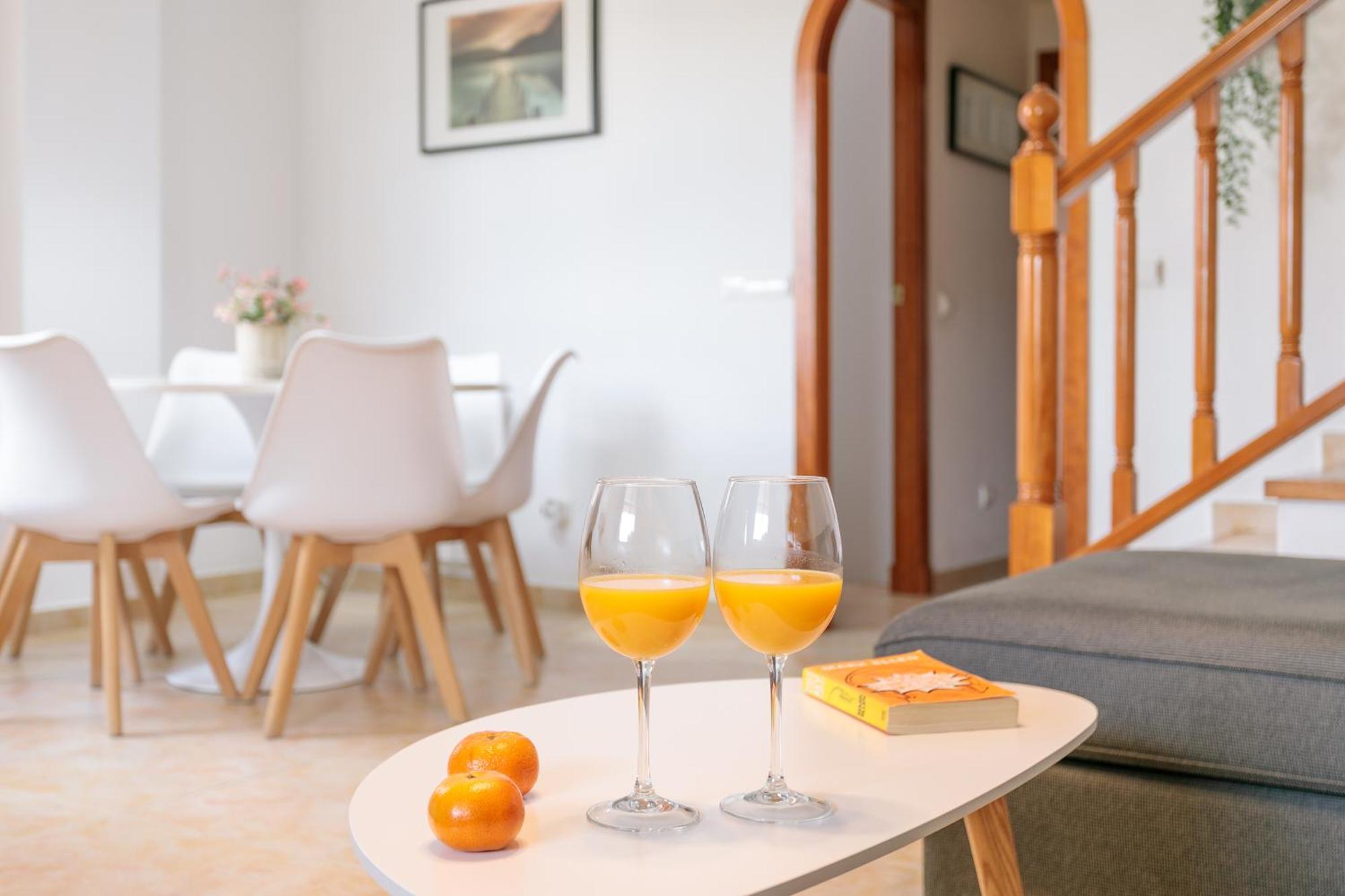 Montefaro Spacious Townhouse - Beach & Pool Санта Пола Екстериор снимка