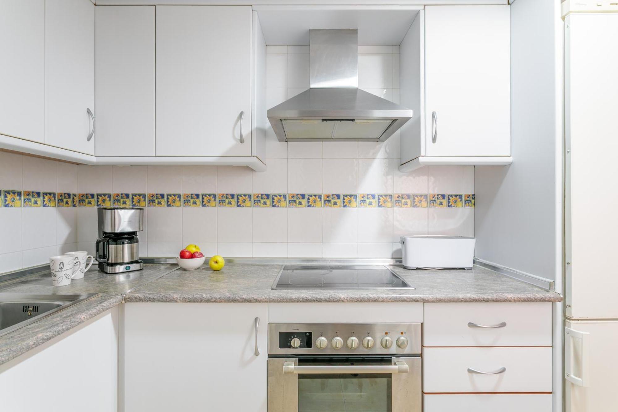 Montefaro Spacious Townhouse - Beach & Pool Санта Пола Екстериор снимка